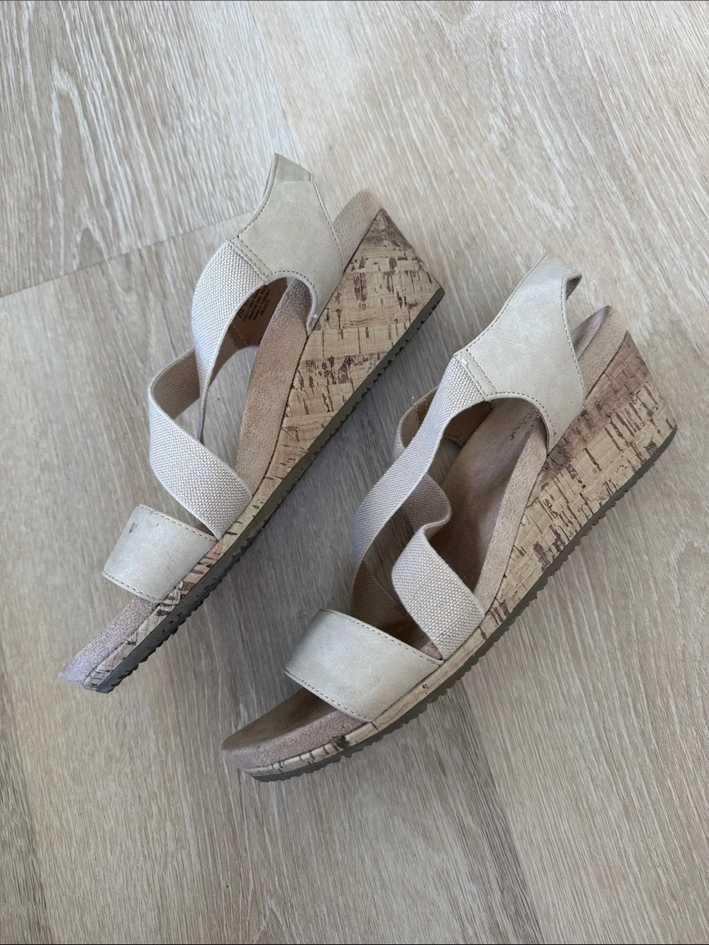 Life Stride Women's Neutral Beige Cross-Strap Slingback Sandals
